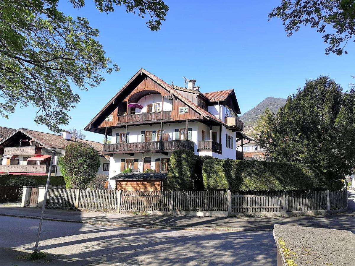 Вілла Haus Erika 1911 - Alpspitze Гарміш-Партенкірхен Екстер'єр фото